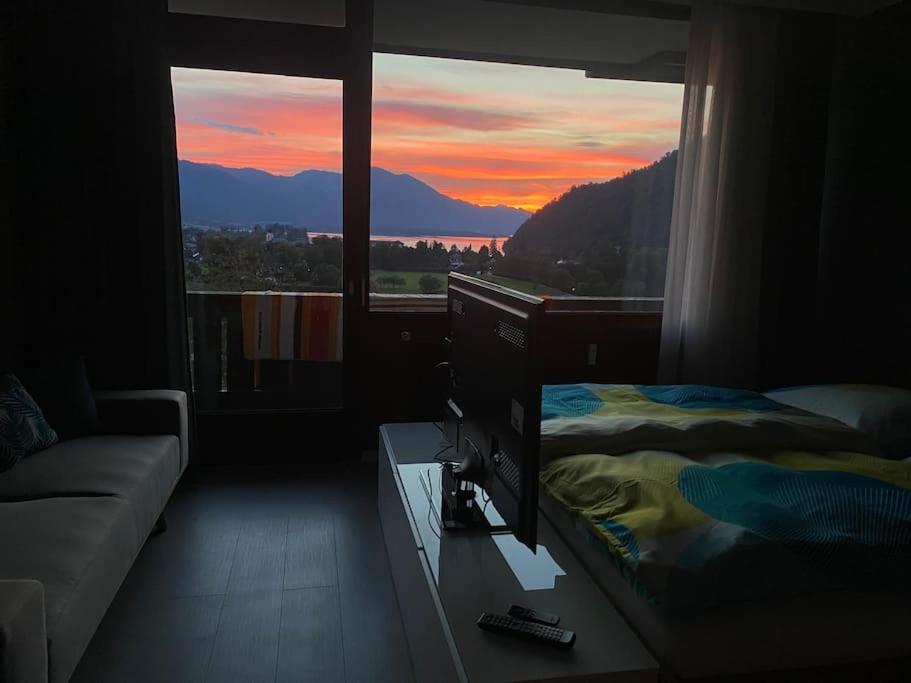 Schoene Ferienwohnung Mit Wolfgangseeblick Штробль Экстерьер фото